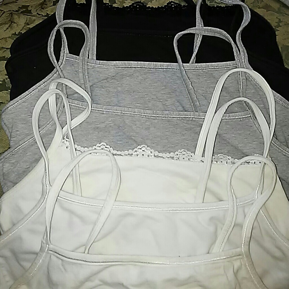 Womens sports bras *ADD TO BUNDLE FOR $3*